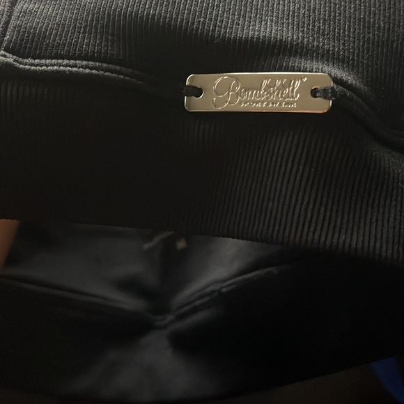 Bombshell Top - Picture 4 of 4